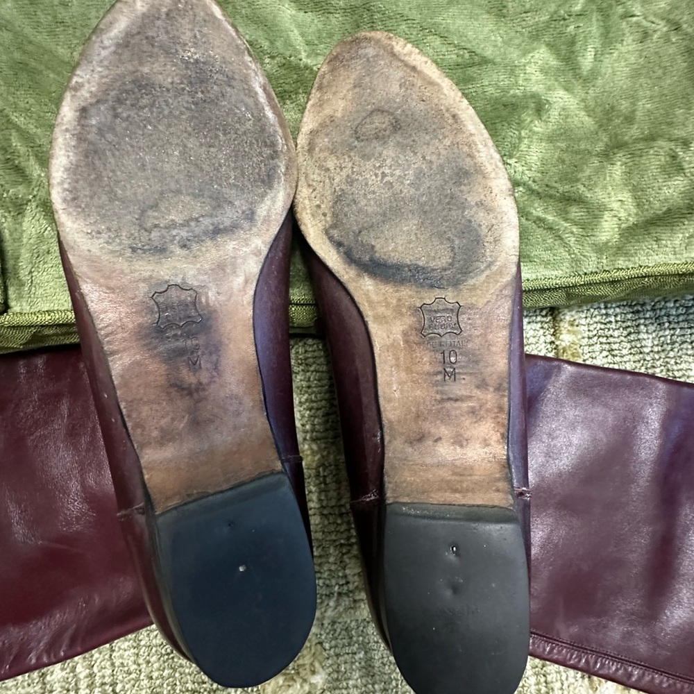 Yves Saint Laurent Burgundy Heeled Boots - Picture 6 of 10
